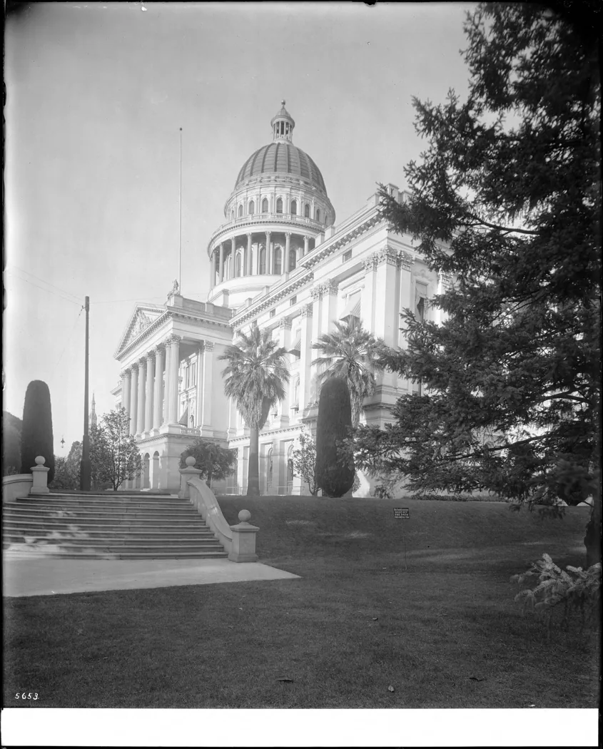 Historic exterior of the California State Capitol in Sacramento